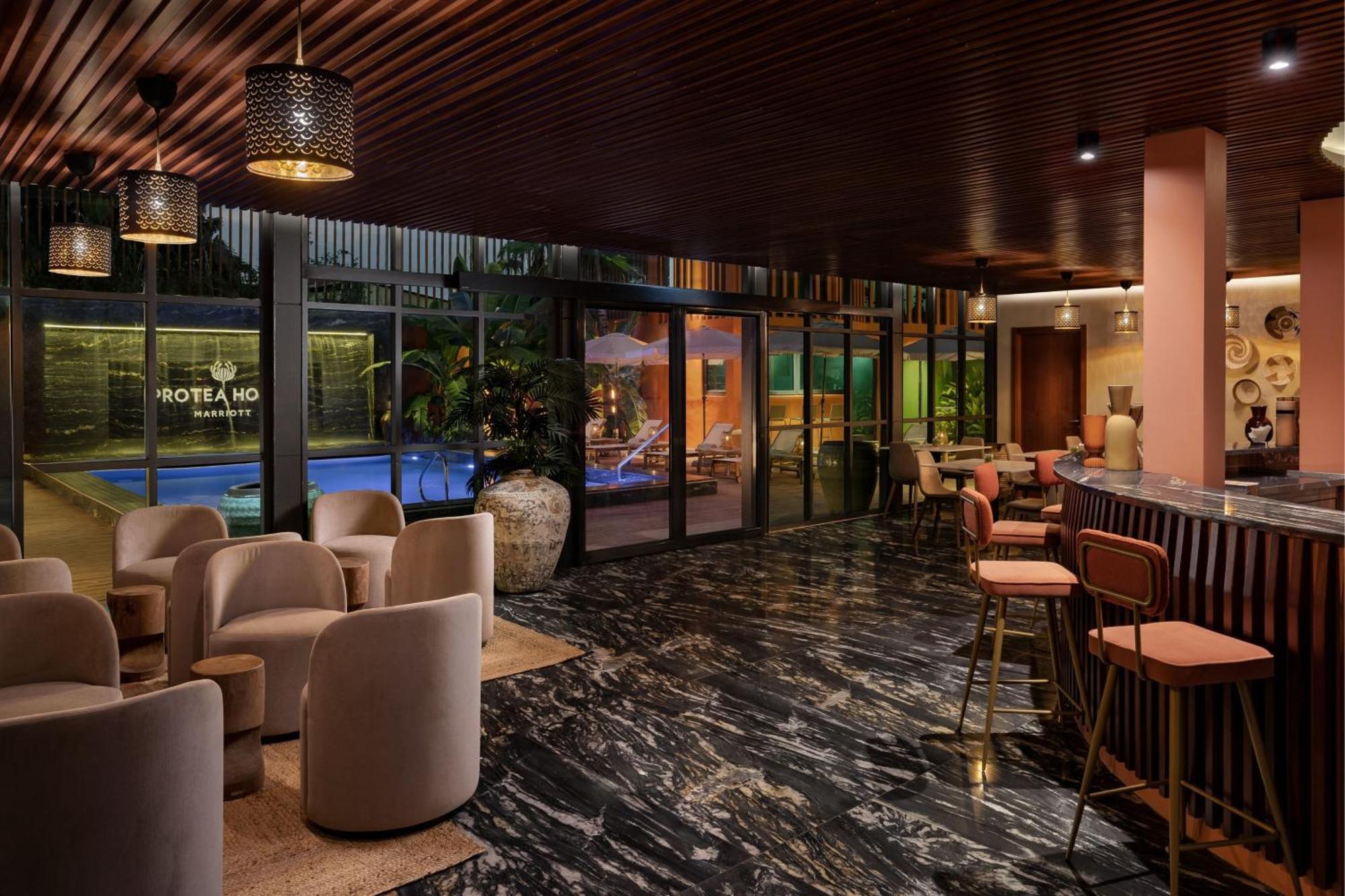Protea Hotel By Marriott Luanda Exterior foto